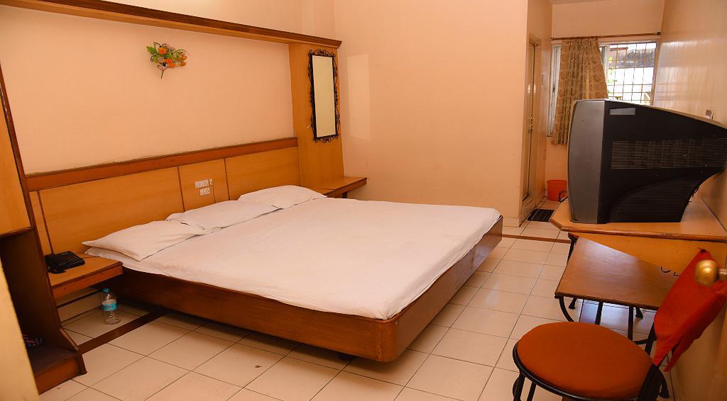 Hotel Vishnu Residency Visakhapatnam Exterior photo