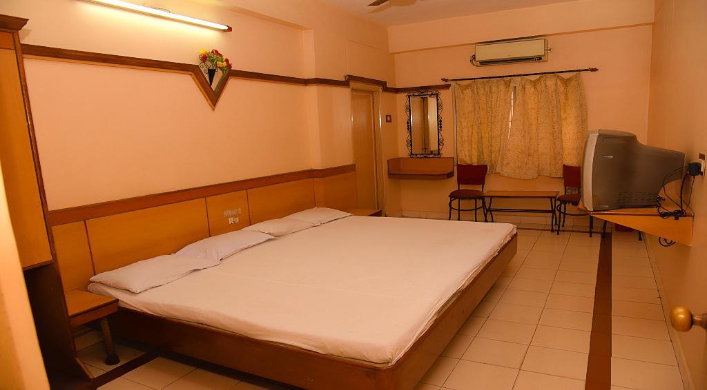 Hotel Vishnu Residency Visakhapatnam Exterior photo