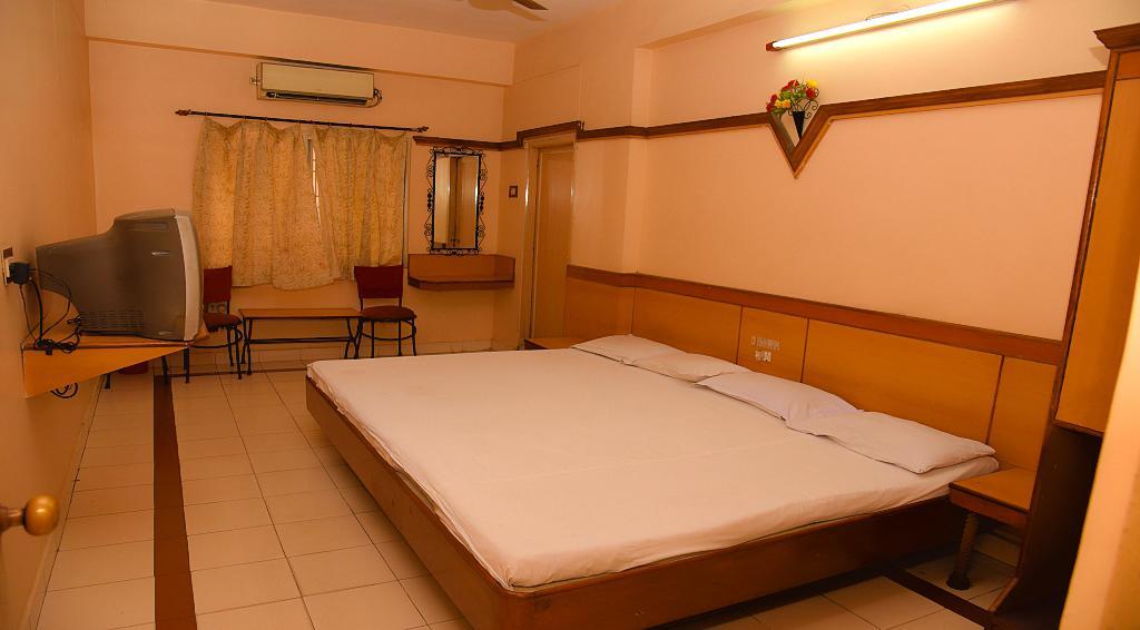 Hotel Vishnu Residency Visakhapatnam Exterior photo